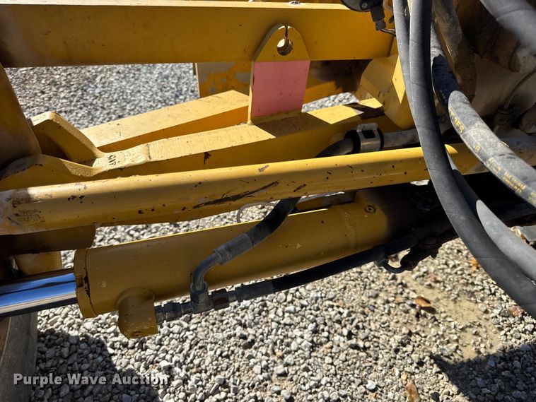 image for item DW6666 2009 Caterpillar 140M motor grader