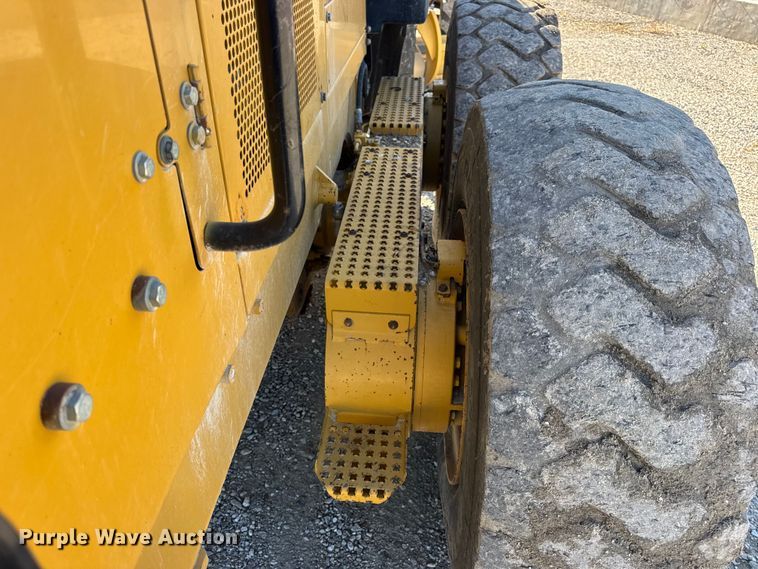 image for item DW6666 2009 Caterpillar 140M motor grader