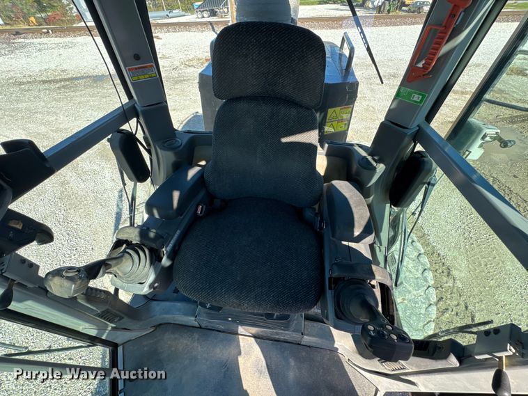 image for item DW6666 2009 Caterpillar 140M motor grader