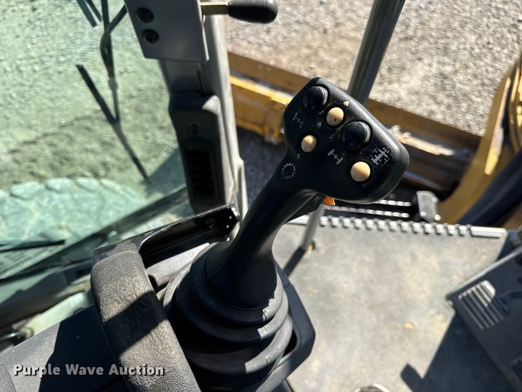 image for item DW6666 2009 Caterpillar 140M motor grader