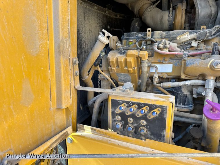 image for item DW6666 2009 Caterpillar 140M motor grader