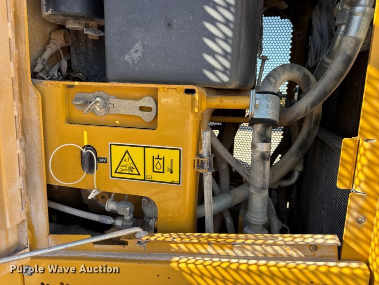 image for item DW6666 2009 Caterpillar 140M motor grader