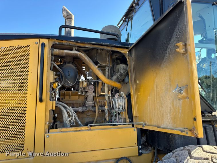 image for item DW6666 2009 Caterpillar 140M motor grader