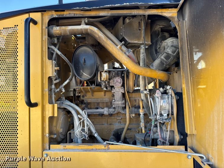 image for item DW6666 2009 Caterpillar 140M motor grader
