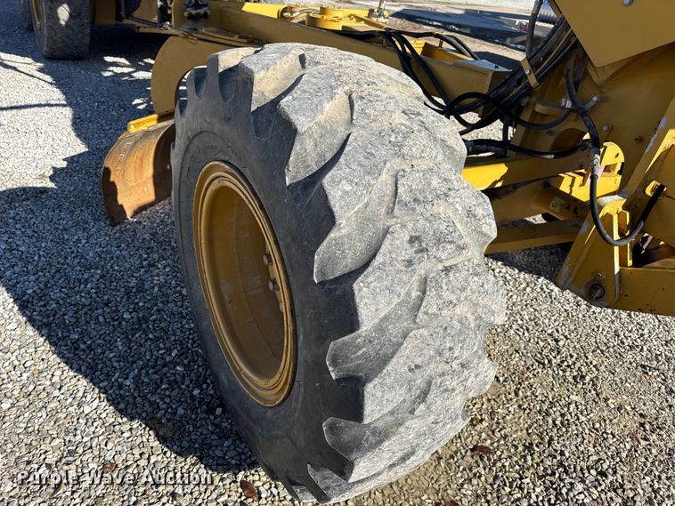 image for item DW6666 2009 Caterpillar 140M motor grader