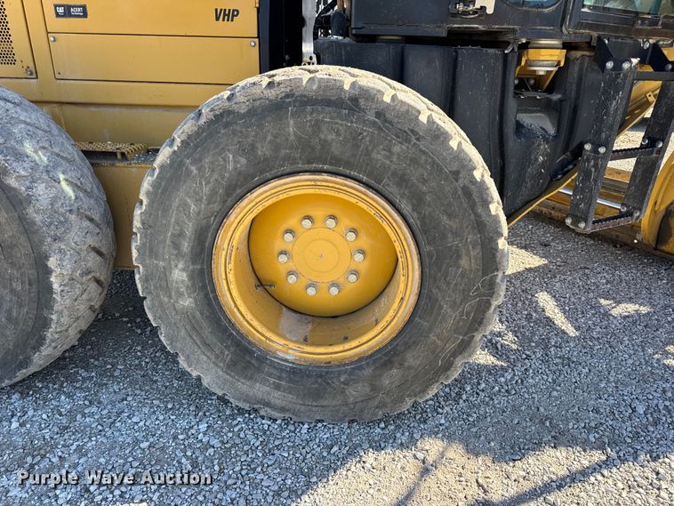 image for item DW6666 2009 Caterpillar 140M motor grader