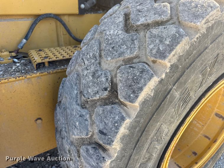 image for item DW6666 2009 Caterpillar 140M motor grader