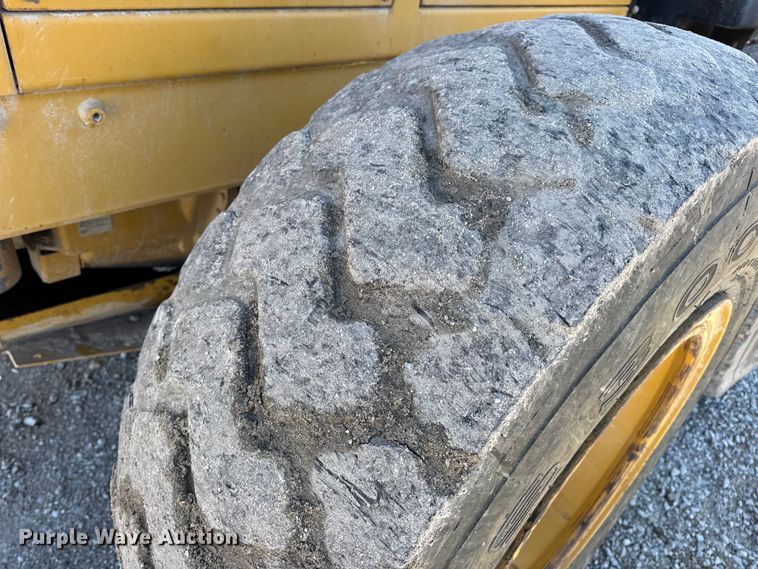 image for item DW6666 2009 Caterpillar 140M motor grader