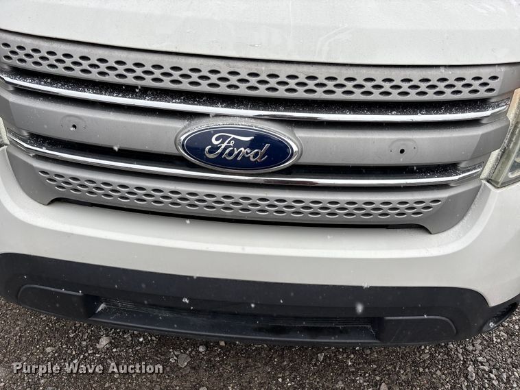 image for item DW7252 2011 Ford Explorer SUV