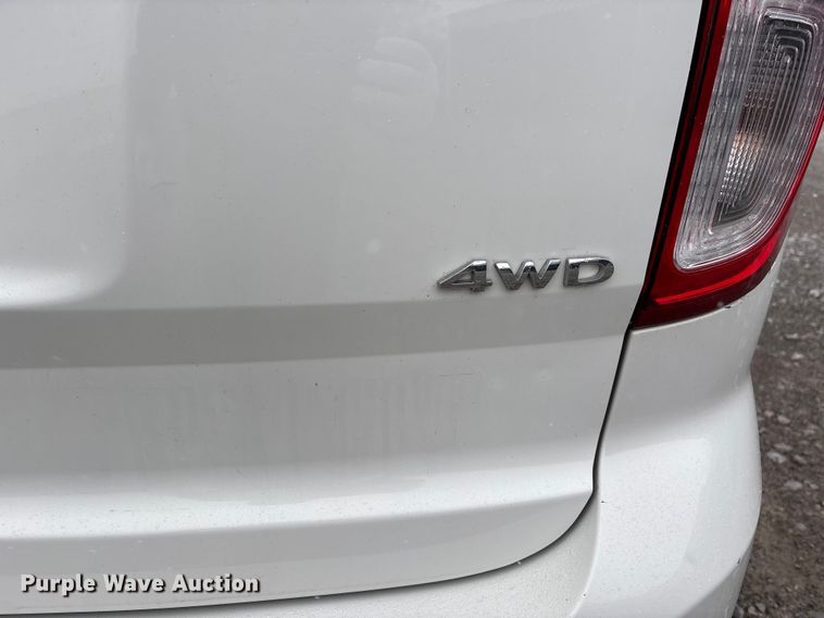 image for item DW7252 2011 Ford Explorer SUV