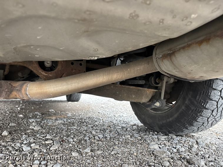 image for item DW7252 2011 Ford Explorer SUV