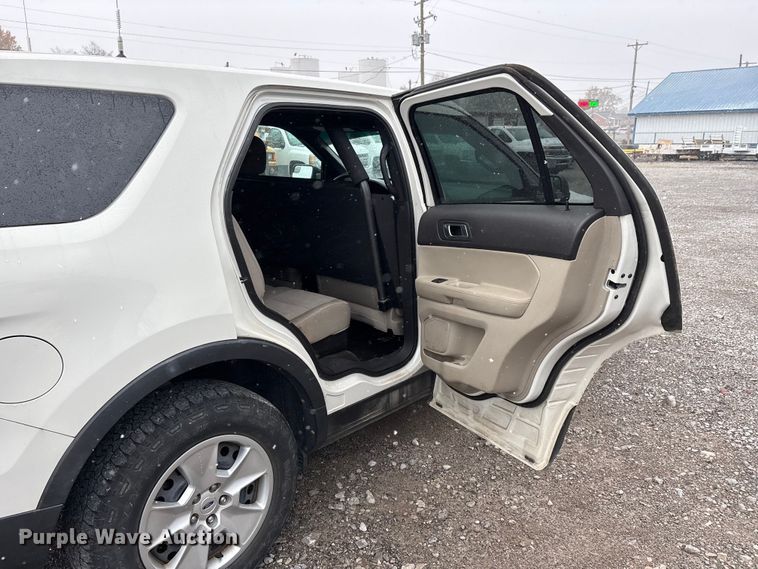 image for item DW7252 2011 Ford Explorer SUV