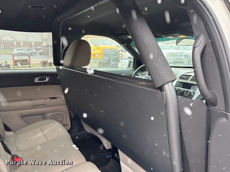 image for item DW7252 2011 Ford Explorer SUV