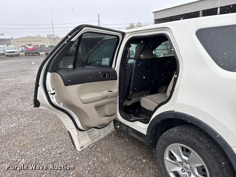 image for item DW7252 2011 Ford Explorer SUV