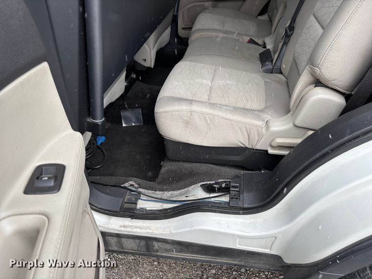 image for item DW7252 2011 Ford Explorer SUV