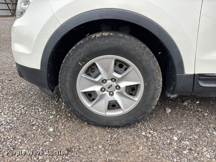 image for item DW7252 2011 Ford Explorer SUV