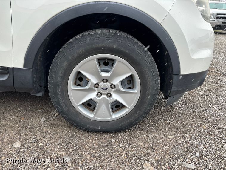 image for item DW7252 2011 Ford Explorer SUV