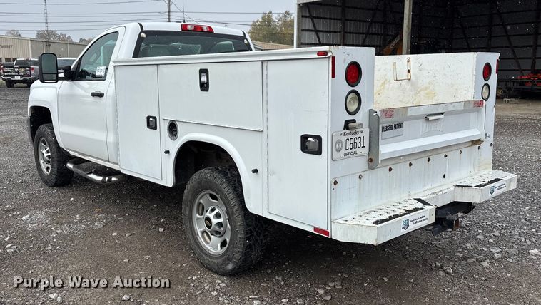 image for item DW7253 2015 Chevrolet Silverado 2500HD utility bed pickup truck