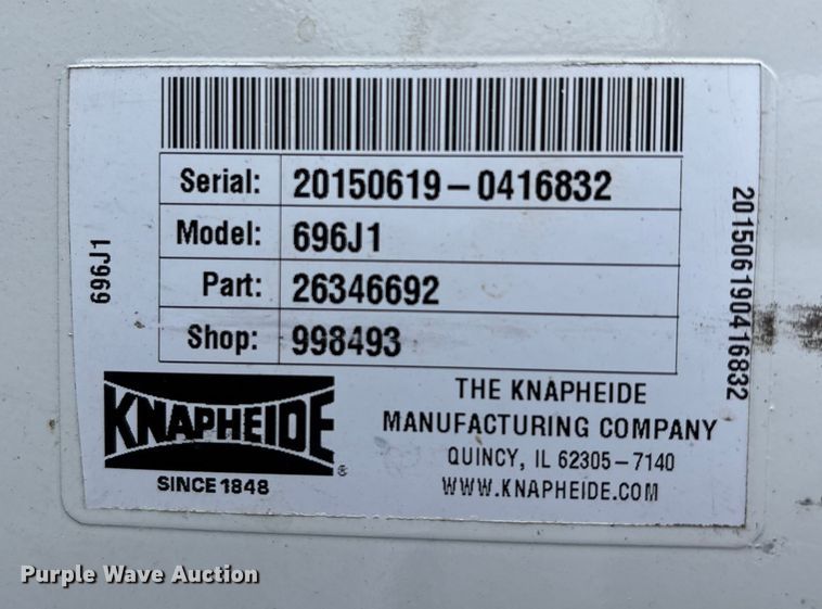 image for item DW7253 2015 Chevrolet Silverado 2500HD utility bed pickup truck