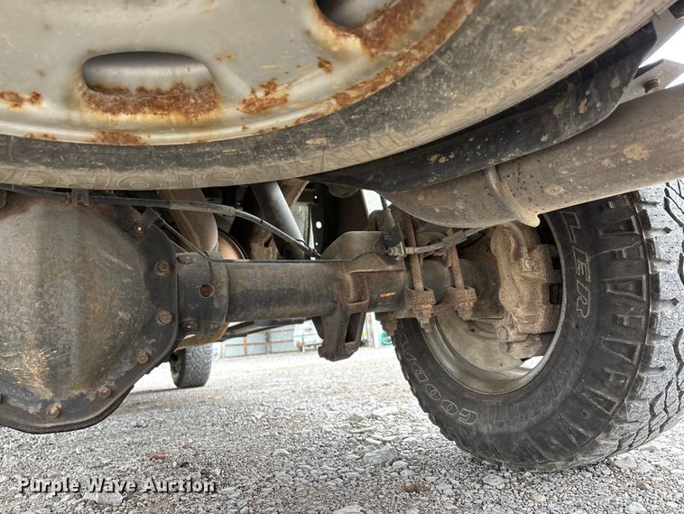 image for item DW7254 2014 Chevrolet Silverado 2500HD Crew Cab pickup truck