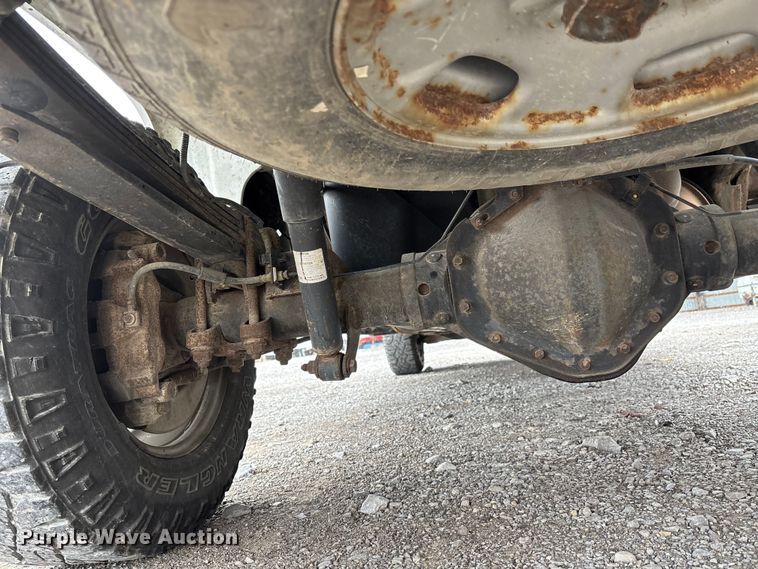 image for item DW7254 2014 Chevrolet Silverado 2500HD Crew Cab pickup truck