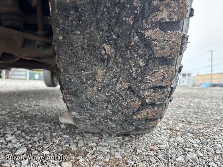 image for item DW7254 2014 Chevrolet Silverado 2500HD Crew Cab pickup truck