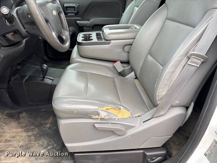 image for item DW7255 2015 Chevrolet Silverado 2500HD utility bed pickup truck