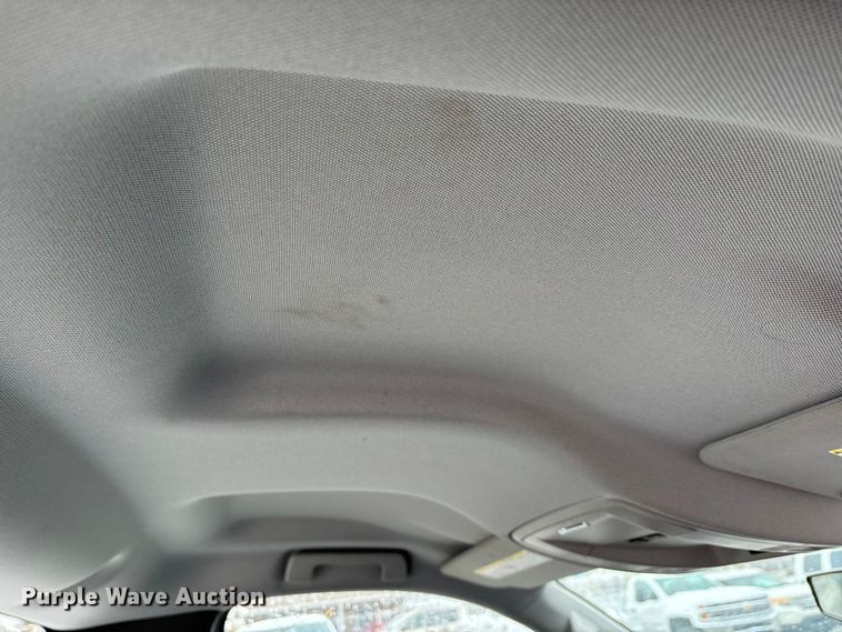 image for item DW7255 2015 Chevrolet Silverado 2500HD utility bed pickup truck