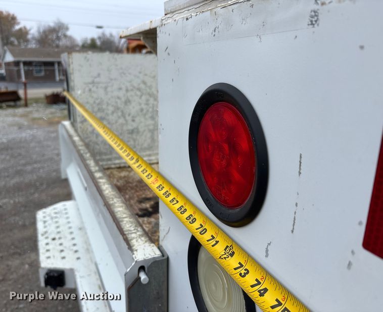 image for item DW7256 2014 Chevrolet Silverado 2500HD utility bed pickup truck