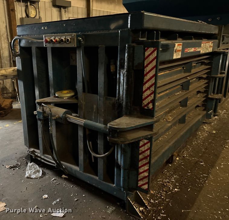 image for item DW7257 2016 Marathon SE-504842-830 carboard baler