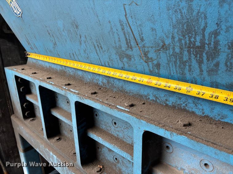 image for item DW7258 Taskmaster TM2342A shredder