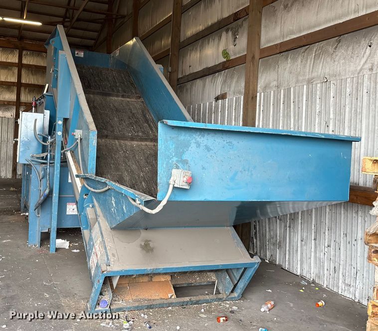 image for item DW7259 2020 Marathon Gemini 3560 trash compactor