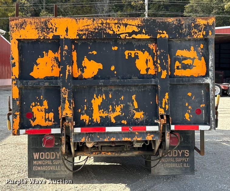 image for item DX1494 1990 Ford C8000 flatbed truck