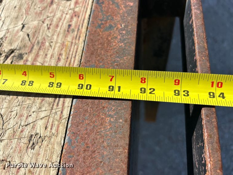 image for item DX1494 1990 Ford C8000 flatbed truck