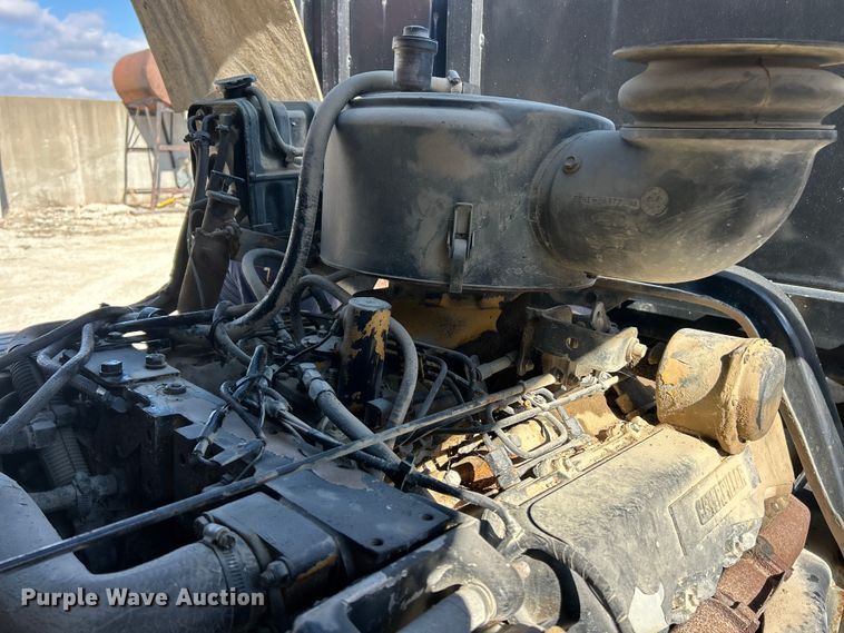 image for item DX1494 1990 Ford C8000 flatbed truck