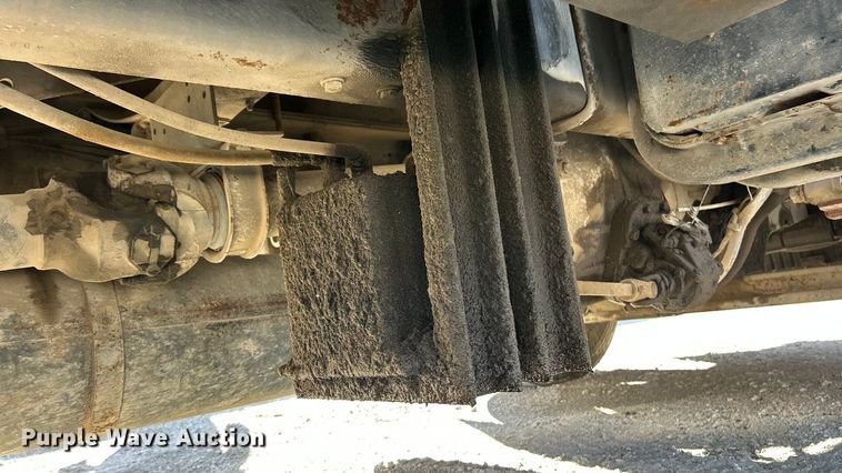 image for item DX1494 1990 Ford C8000 flatbed truck