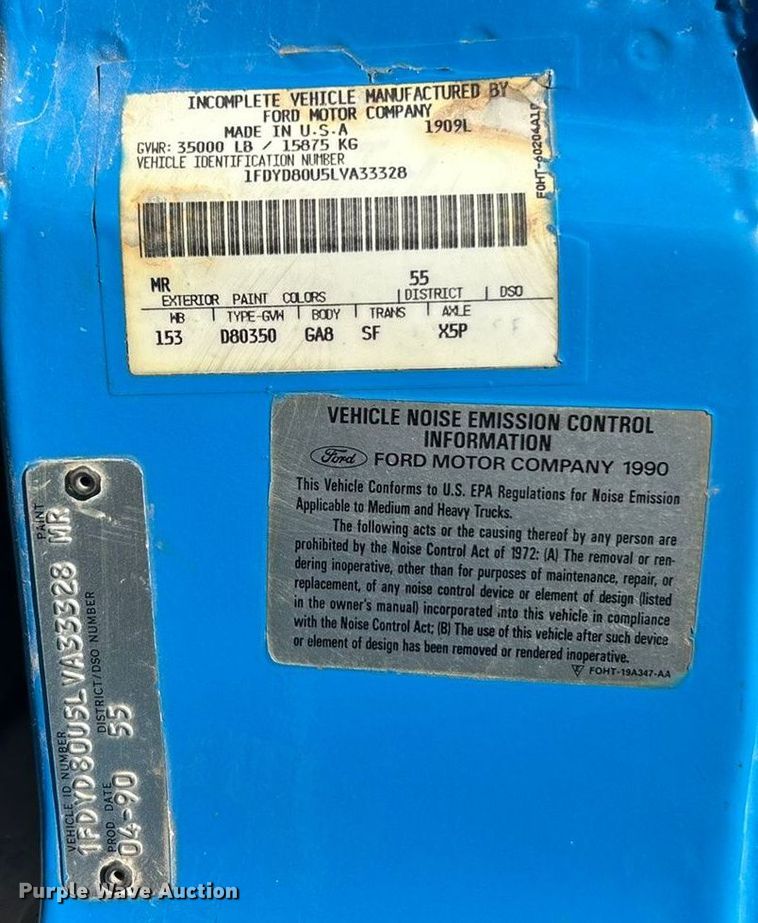 image for item DX1494 1990 Ford C8000 flatbed truck