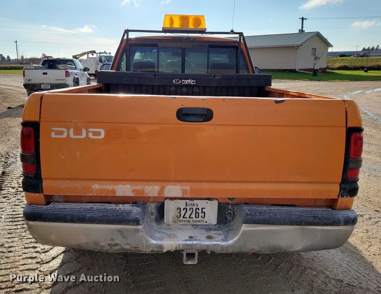 image for item DX6586 1999 Dodge Ram 1500 pickup truck