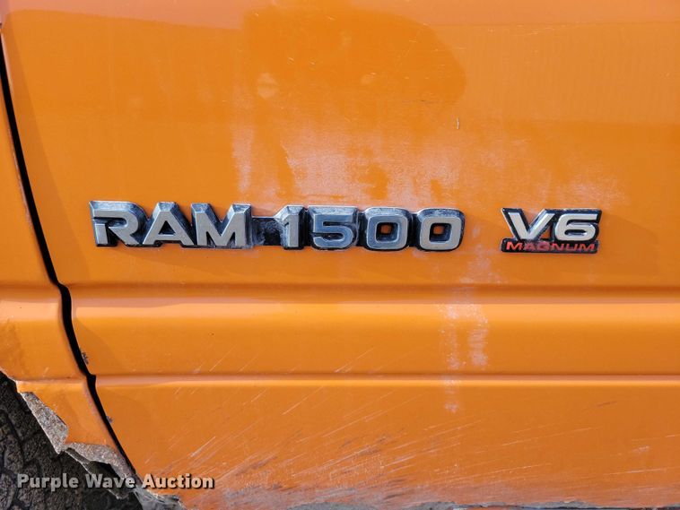 image for item DX6586 1999 Dodge Ram 1500 pickup truck