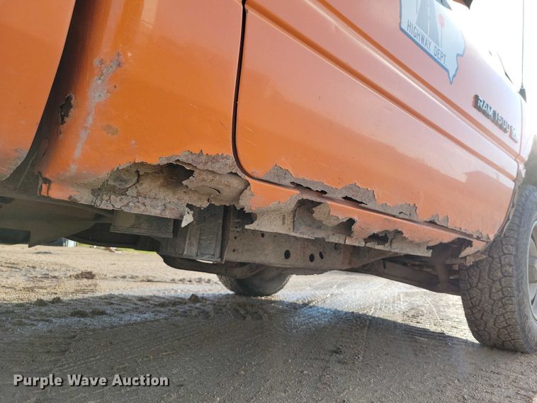image for item DX6586 1999 Dodge Ram 1500 pickup truck