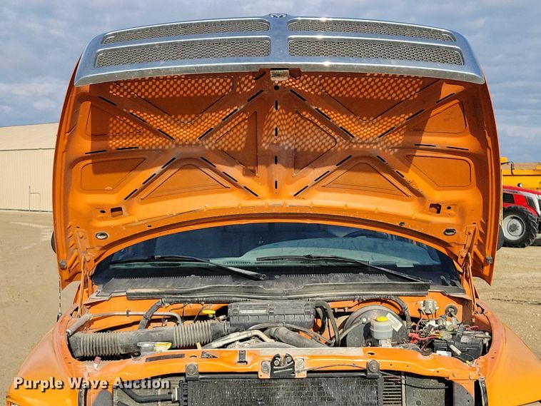 image for item DX6586 1999 Dodge Ram 1500 pickup truck