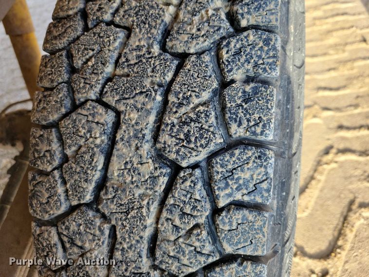 image for item DX6586 1999 Dodge Ram 1500 pickup truck