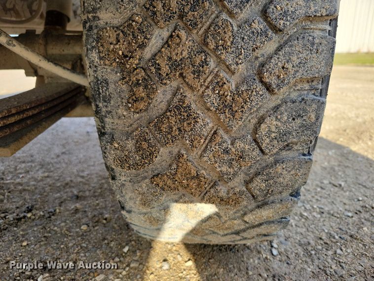 image for item DX6587 2003 Chevrolet  S10 Ext. Cab pickup truck