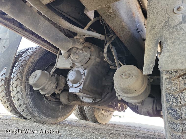 image for item DX6588 1998 International  2554 dump truck