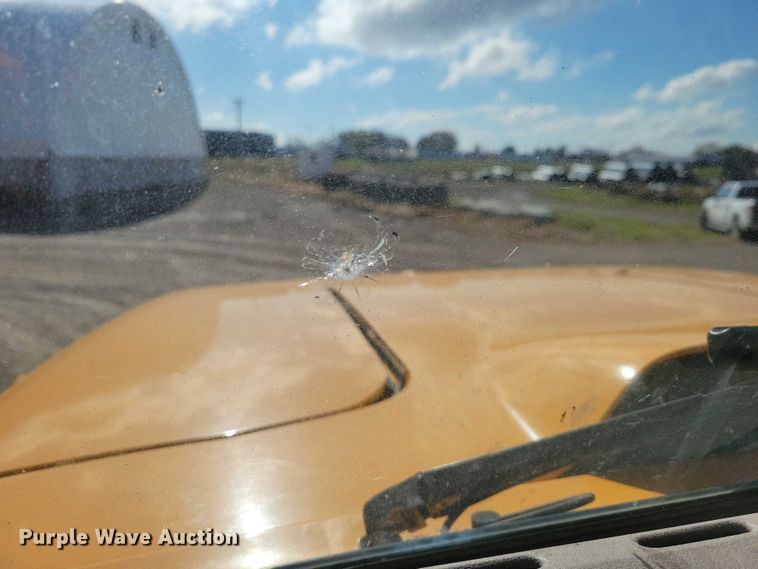 image for item DX6588 1998 International  2554 dump truck