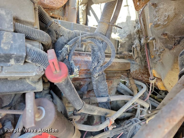 image for item DX6588 1998 International  2554 dump truck