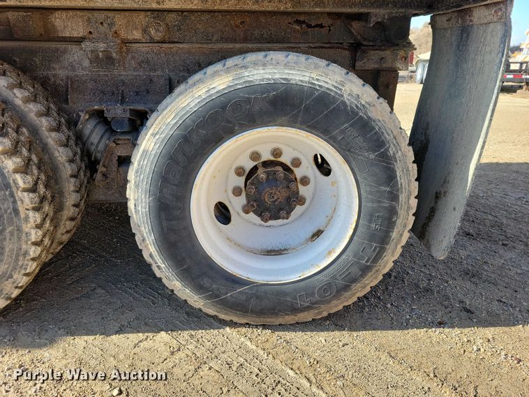 image for item DX6588 1998 International  2554 dump truck