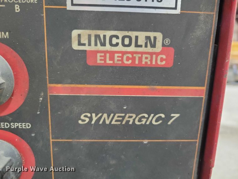 image for item DX6589 Lincoln Powerwave 450 welder