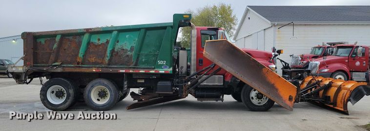 image for item DX6590 2012 International  Work Star 7600 dump truck