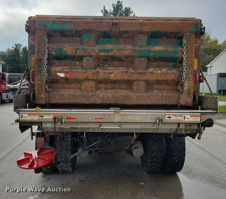 image for item DX6590 2012 International  Work Star 7600 dump truck